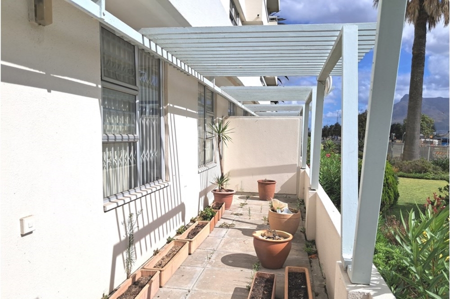 To Let 2 Bedroom Property for Rent in Milnerton Central Western Cape